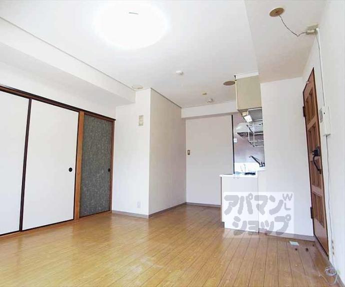 【カストルム洛北】間取