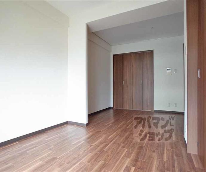 【カストルム洛北】間取