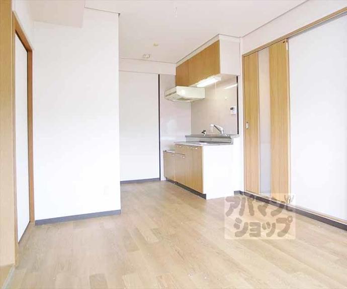 【カストルム洛北】間取