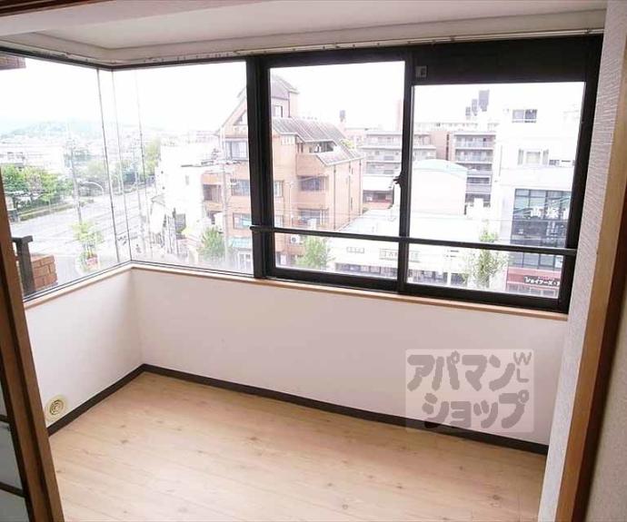 【カストルム洛北】間取