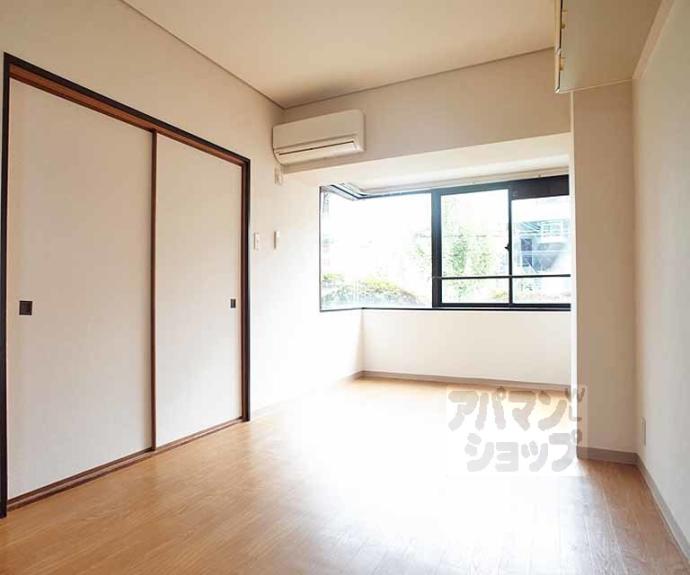 【カストルム洛北】間取