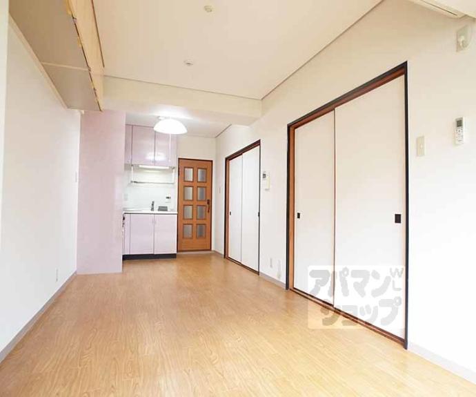 【カストルム洛北】間取