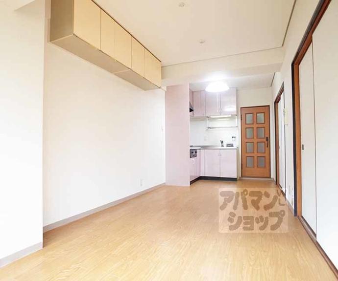 【カストルム洛北】間取