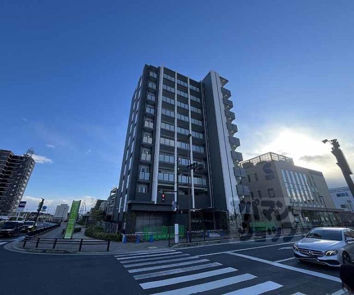 【プレサンスロジェ洛西口　ザ・レジデンス】間取