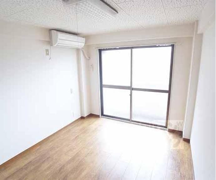 【リバティー】間取