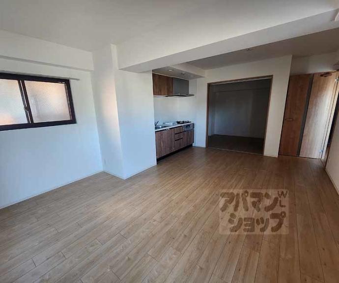 【二条城東レジデンス】間取