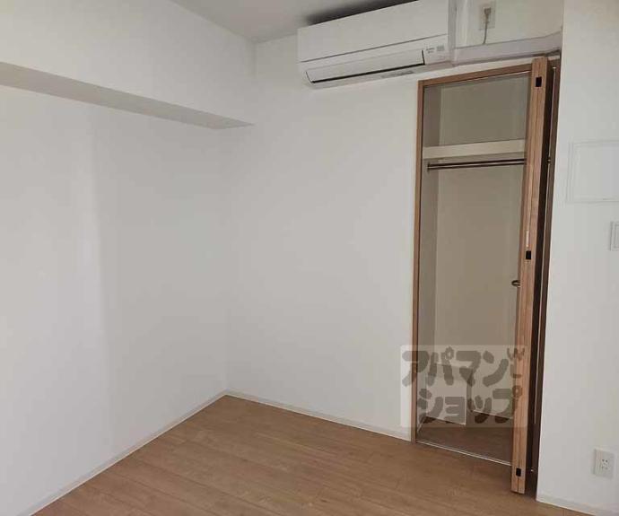 【二条城東レジデンス】間取