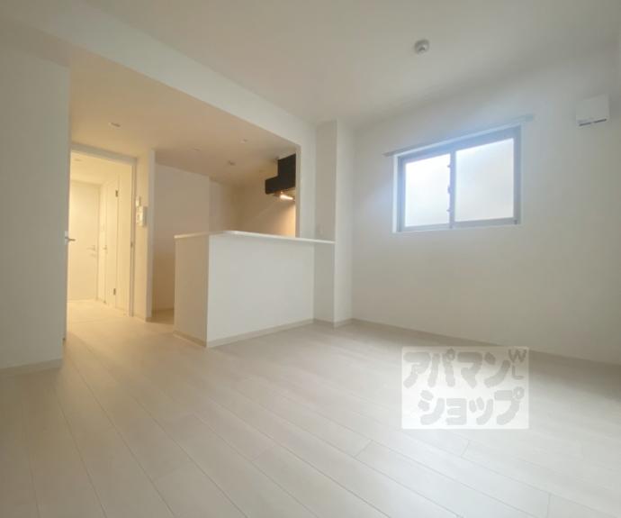 【円町レジデンスＷＥＳＴ】間取