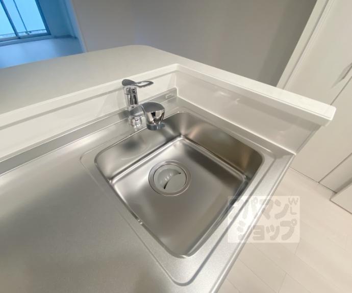 【円町レジデンスＷＥＳＴ】間取