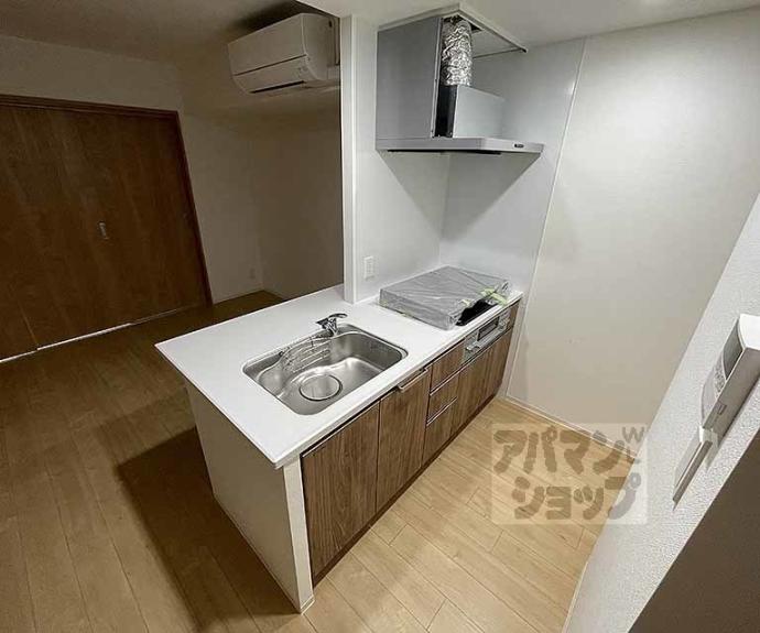 【二条城東レジデンス】間取