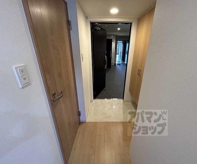 【二条城東レジデンス】間取