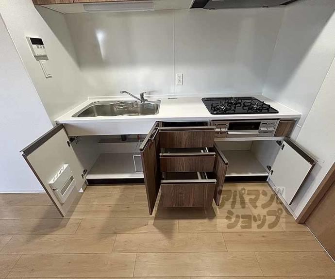 【二条城東レジデンス】間取