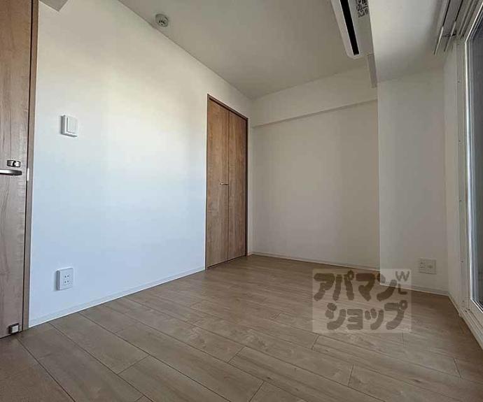 【二条城東レジデンス】間取