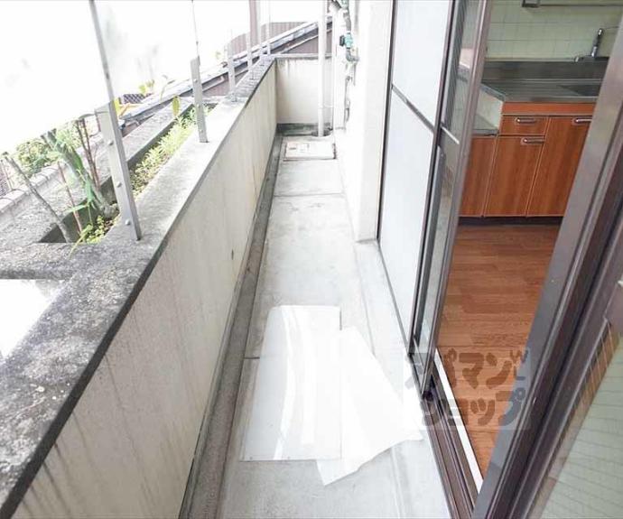 【コンフォール北白川】間取