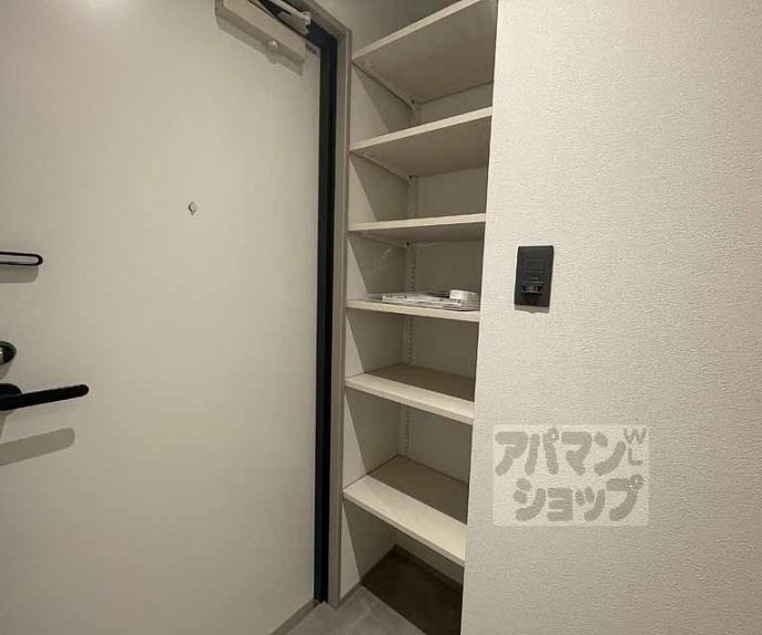【プラウレーヴ富小路】間取