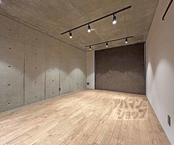 【プラウレーヴ富小路】間取