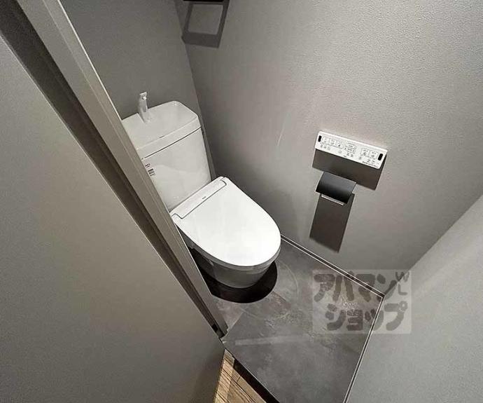 【プラウレーヴ富小路】間取