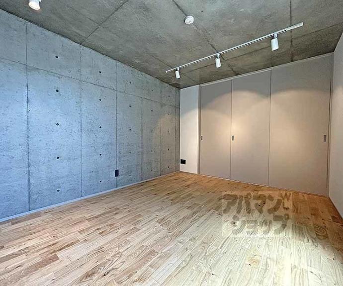 【プラウレーヴ富小路】間取