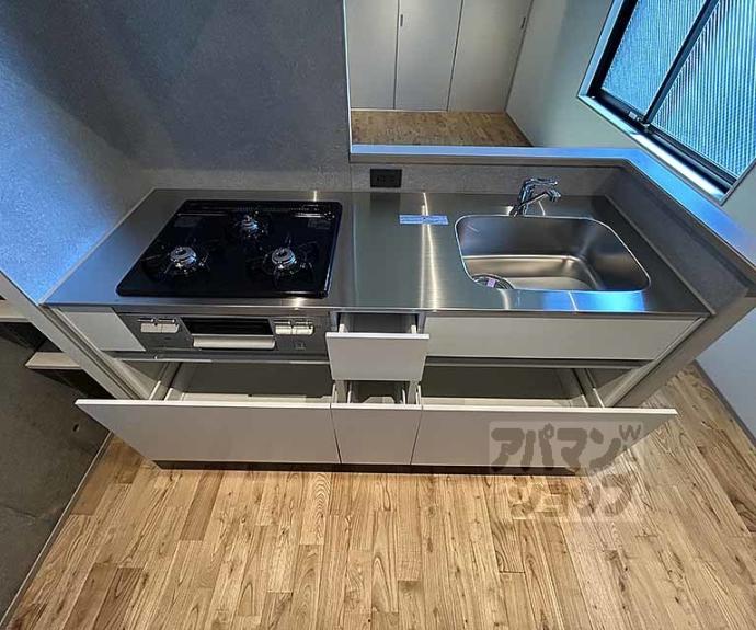 【プラウレーヴ富小路】間取