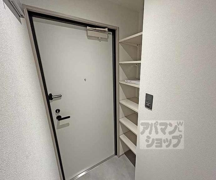 【プラウレーヴ富小路】間取