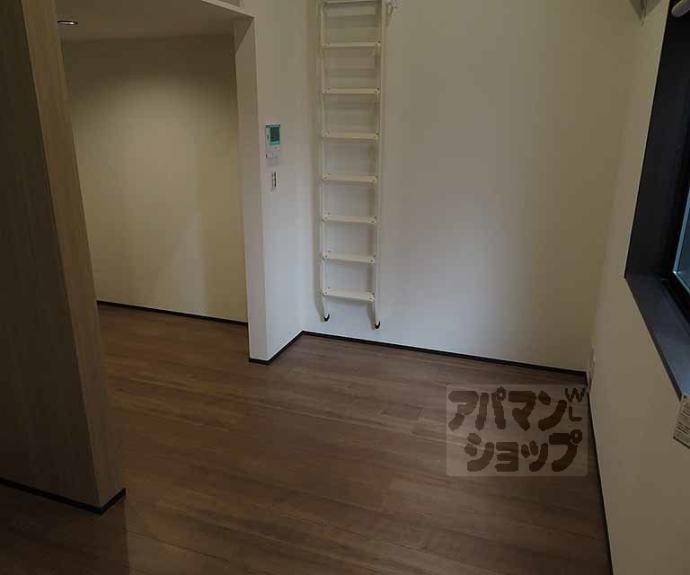 【ＮＥＳＴ冷泉町】間取