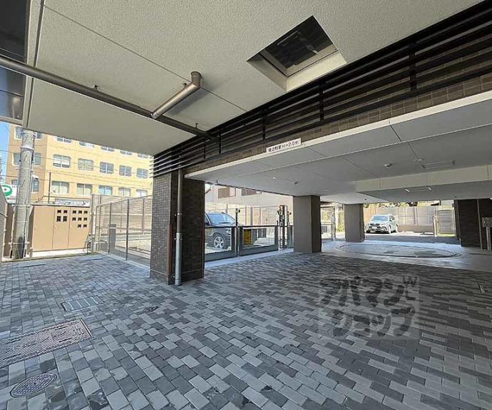 【パラドール御所西グランデ】