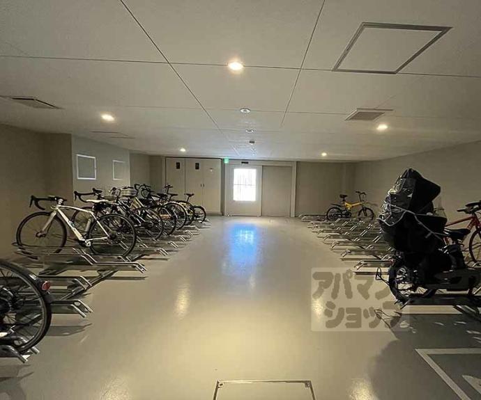 【パラドール御所西グランデ】