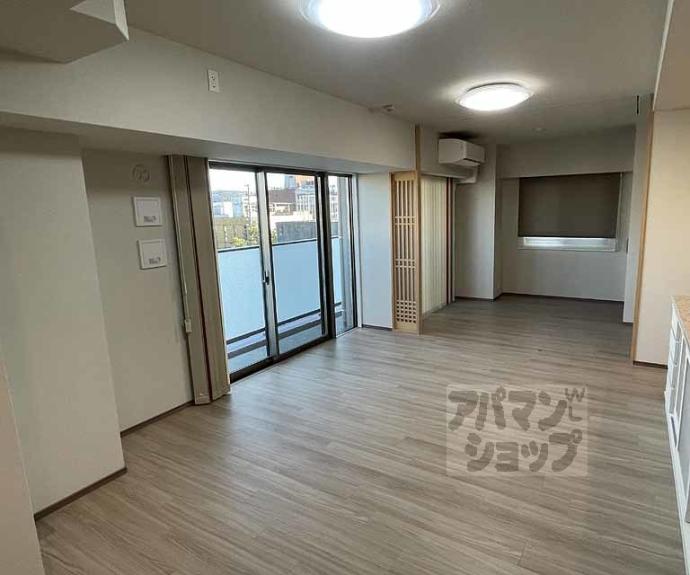 【パラドール御所西グランデ】間取