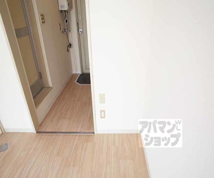 【リバーサイド西村】間取