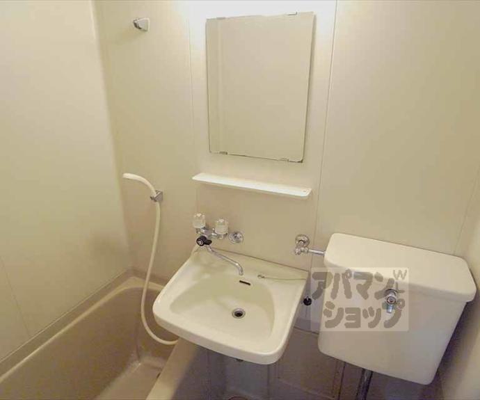 【リバーサイド西村】間取