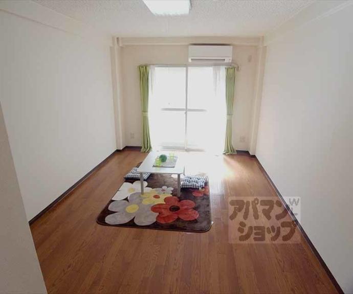 【リバーサイド西村】間取