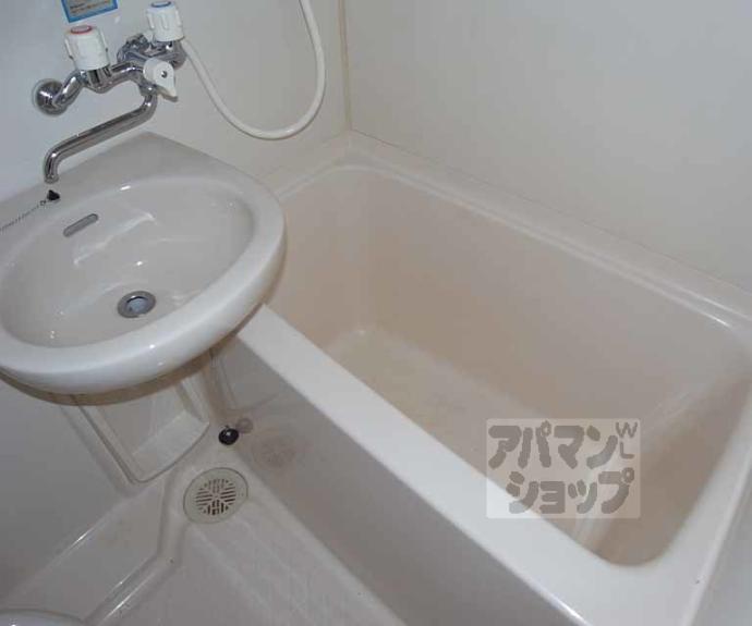 【プレミアムヒルズ嵯峨野】間取