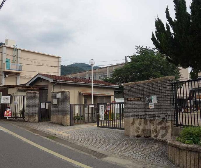 【ヒカルサ京都山科大宅】間取