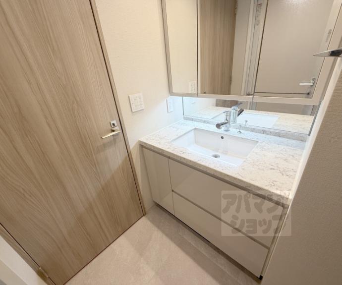 【ブランズ御池西洞院】間取