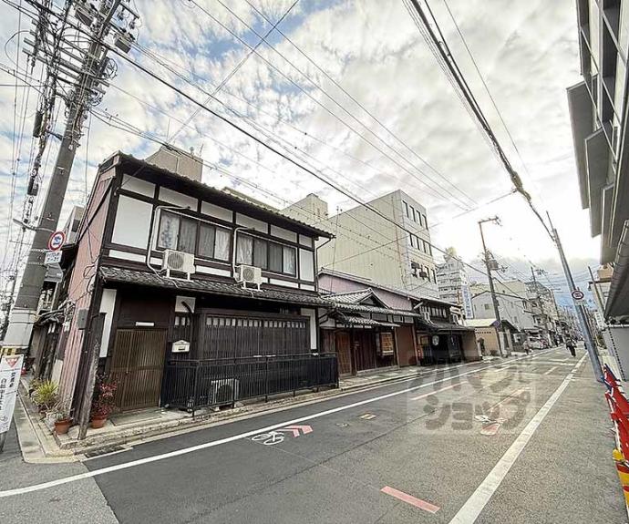 【Ｖｉｎｅ　Ｏａｋ　Ｒａｂｂｉ（バインオーク　ラビ）】間取