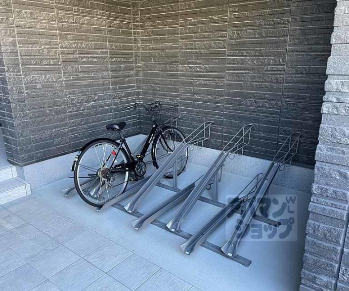 【カルハート桂】間取