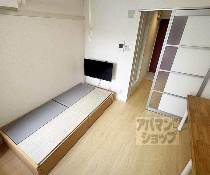 【コスモリード京都今出川】間取