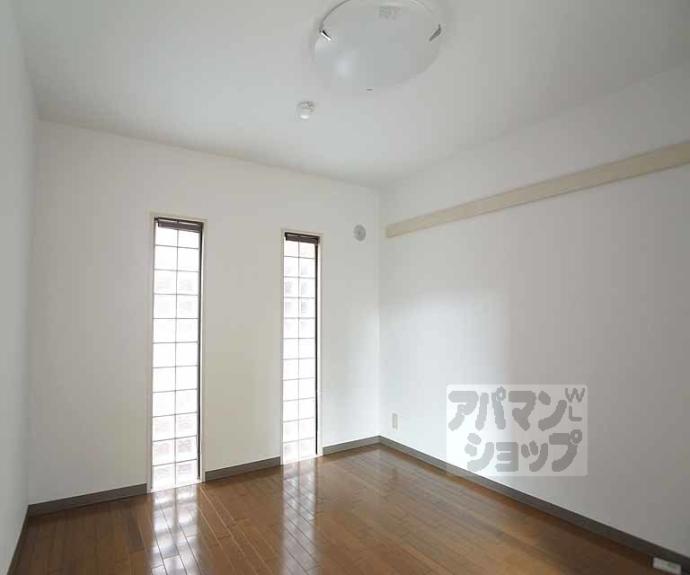 【ＤＥＴＯＭ－１烏丸鞍馬口Ⅱ】間取