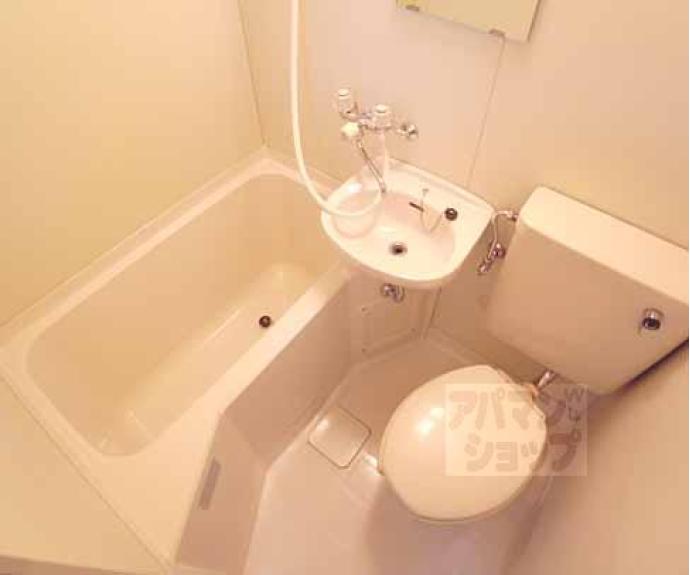 【フォレスト深草】間取