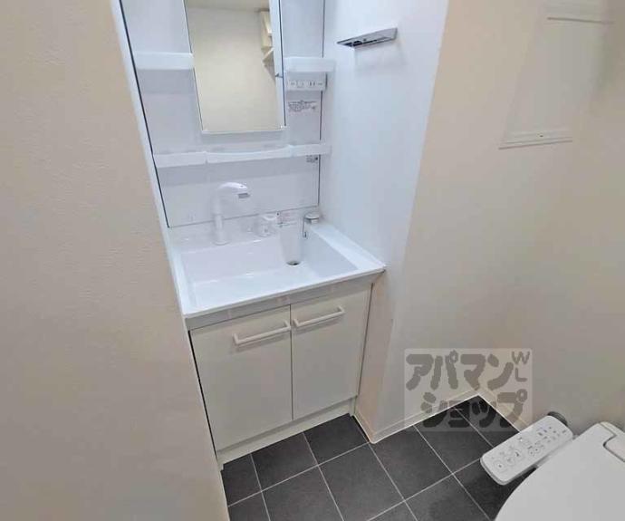 【ルミエール京都】間取