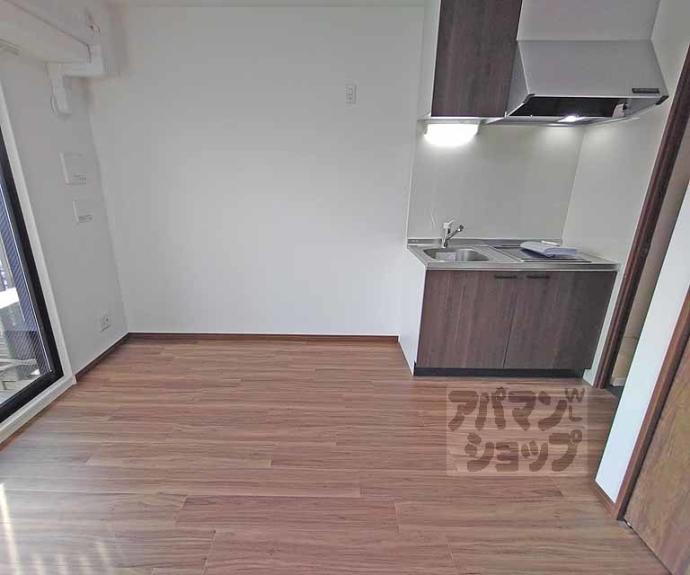 【ルミエール京都】間取