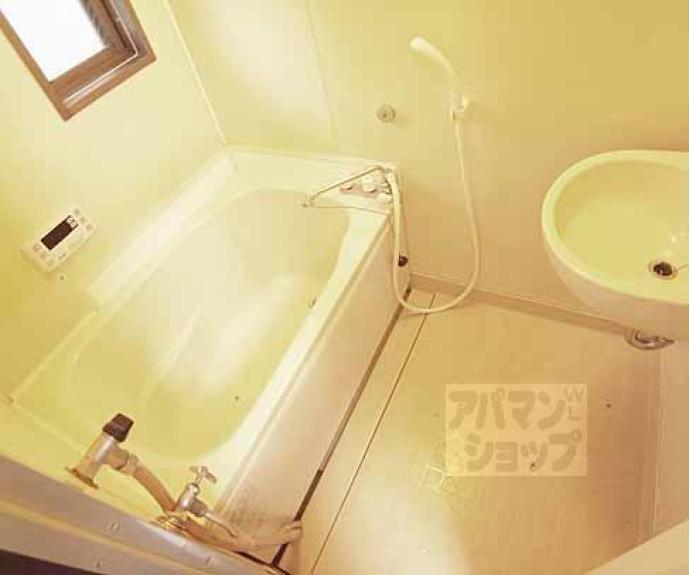 【和泉ハイツ】間取