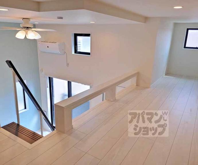 【イロハ　淀下津町】間取