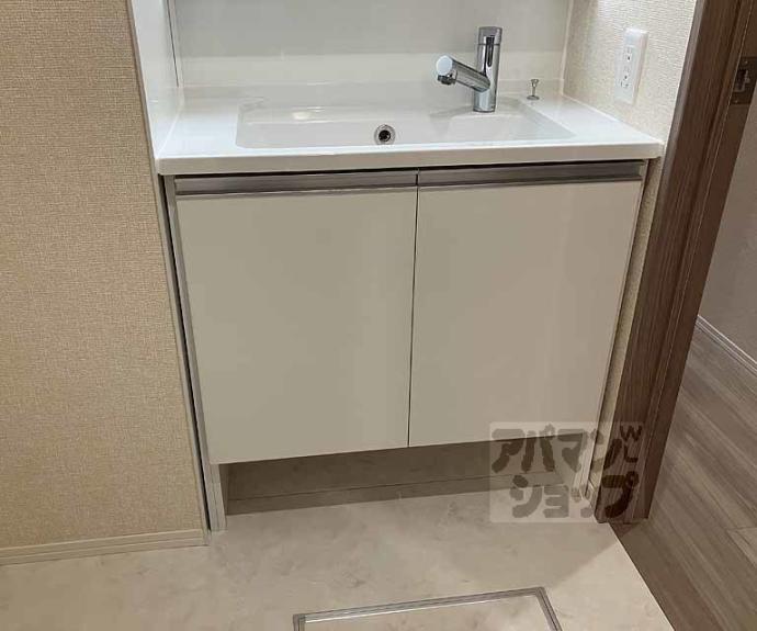 【GRAMM御陵荒木B】間取