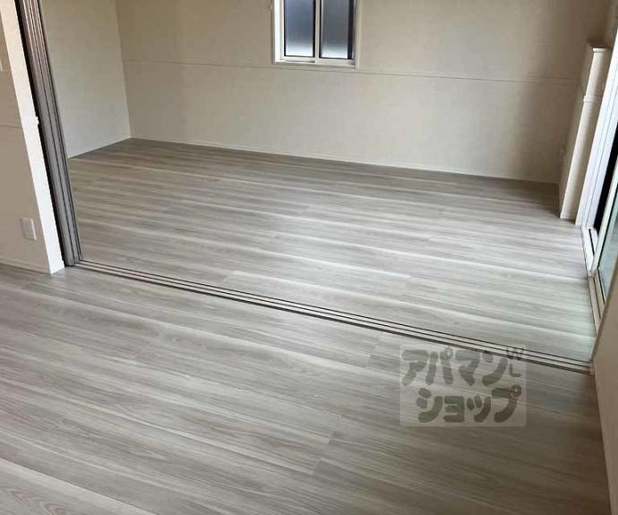 【GRAMM御陵荒木B】間取