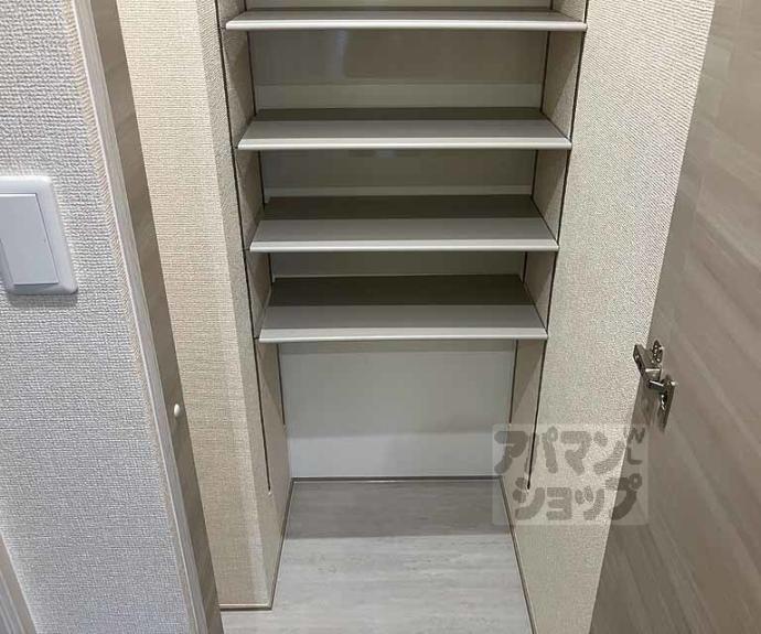 【GRAMM御陵荒木B】間取