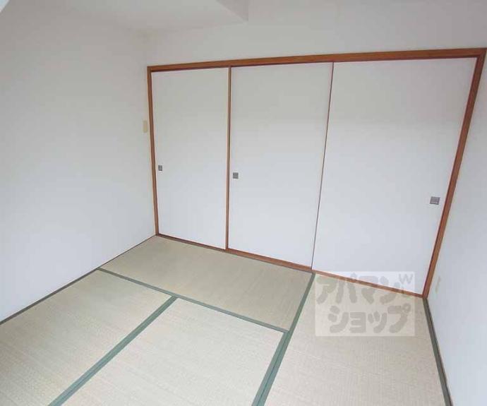 【コンフォート稲荷】間取