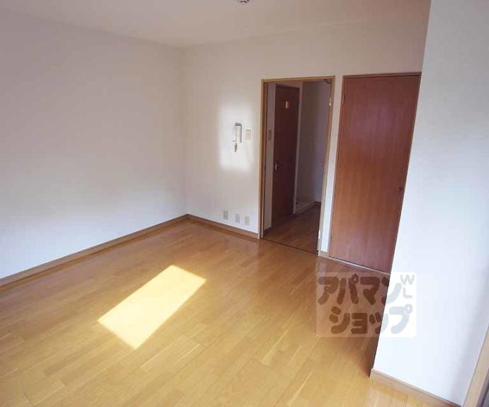 【サンヴェール深草】間取