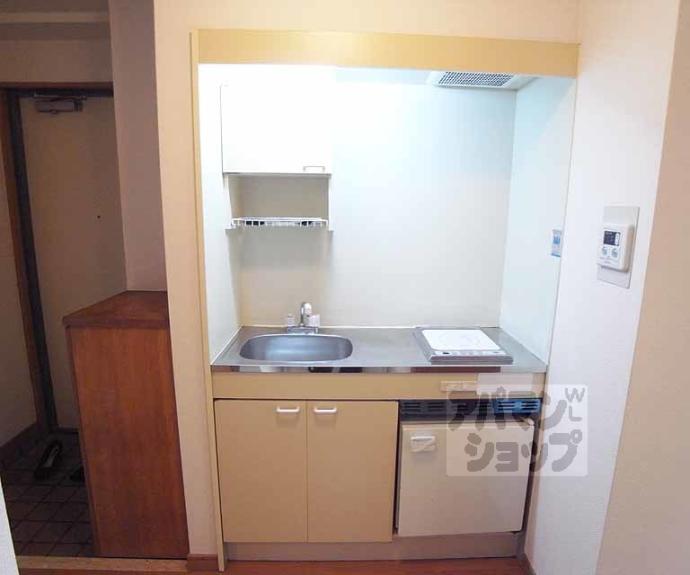 【サンヴェール深草】間取