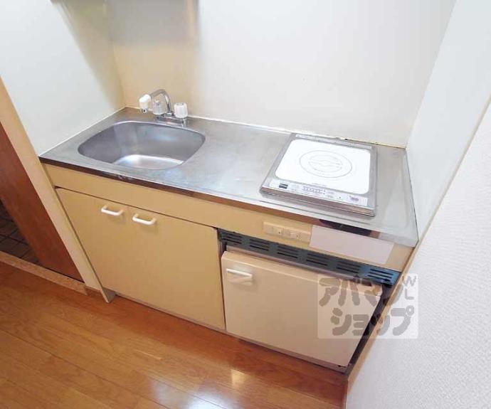 【サンヴェール深草】間取